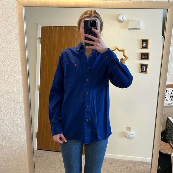 Ariat Tops - Ariat long sleeve button up